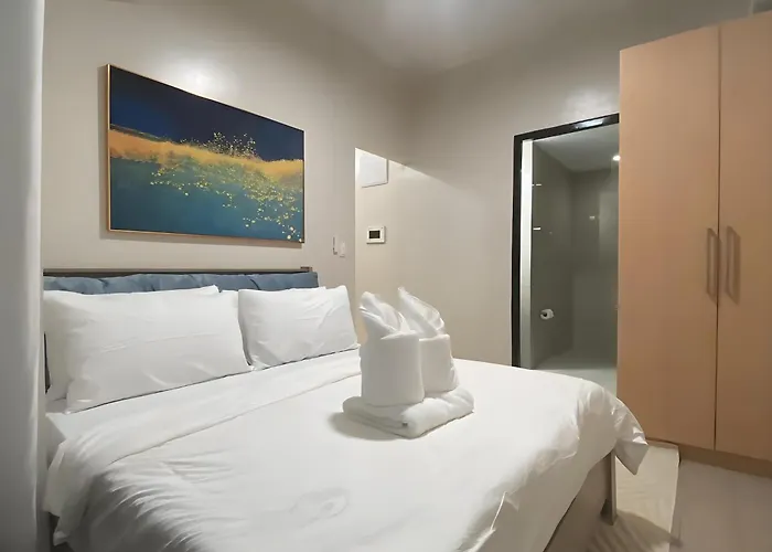 Luxury 1,2,3bedrooms Sunset Retreat Next To Okada Casino,manila Airports,moa Manila