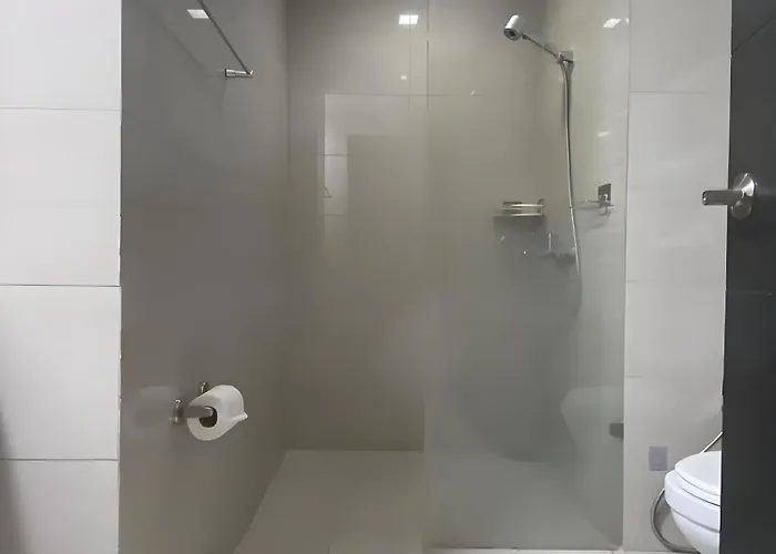 Luxury 1,2,3bedrooms Sunset Retreat Next To Okada Casino,manila Airports,moa Apartamento *