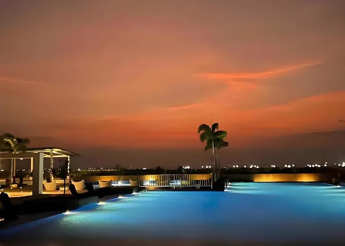 Luxury 1,2,3bedrooms Sunset Retreat Next To Okada Casino,manila Airports,moa Apartamento