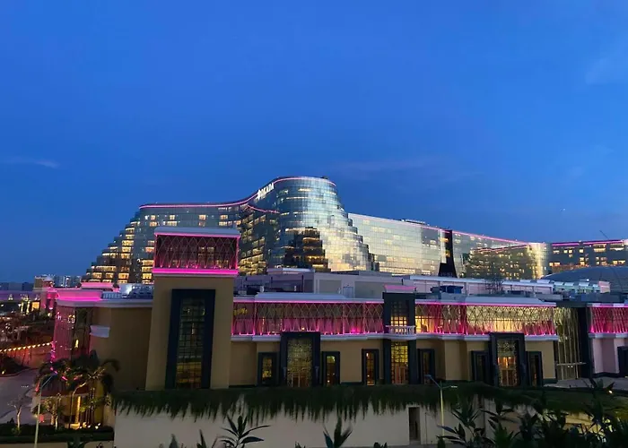 Luxury 1,2,3bedrooms Sunset Retreat Next To Okada Casino,manila Airports,moa Manila